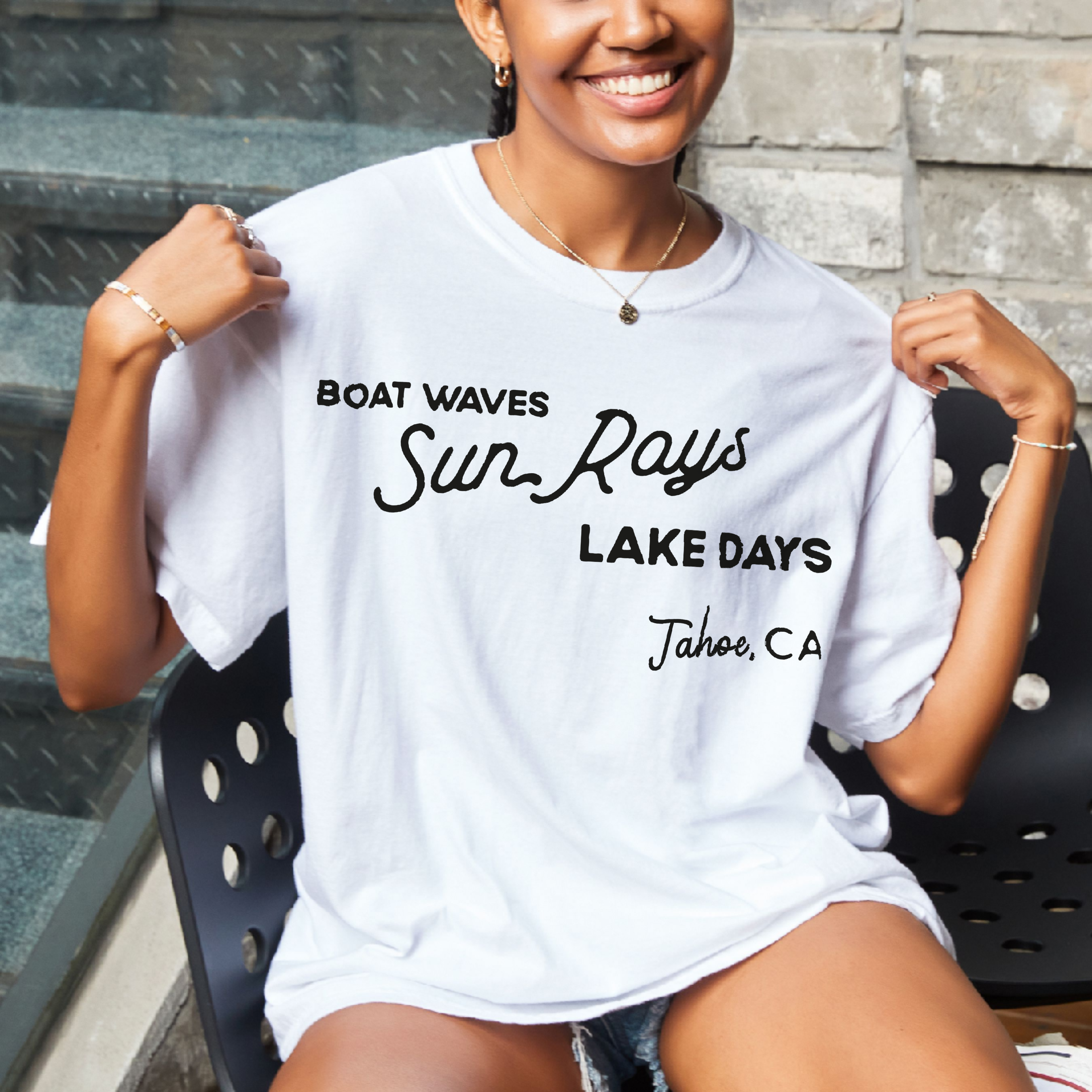 Express! Boat Waves Sun Rays Lake Days
