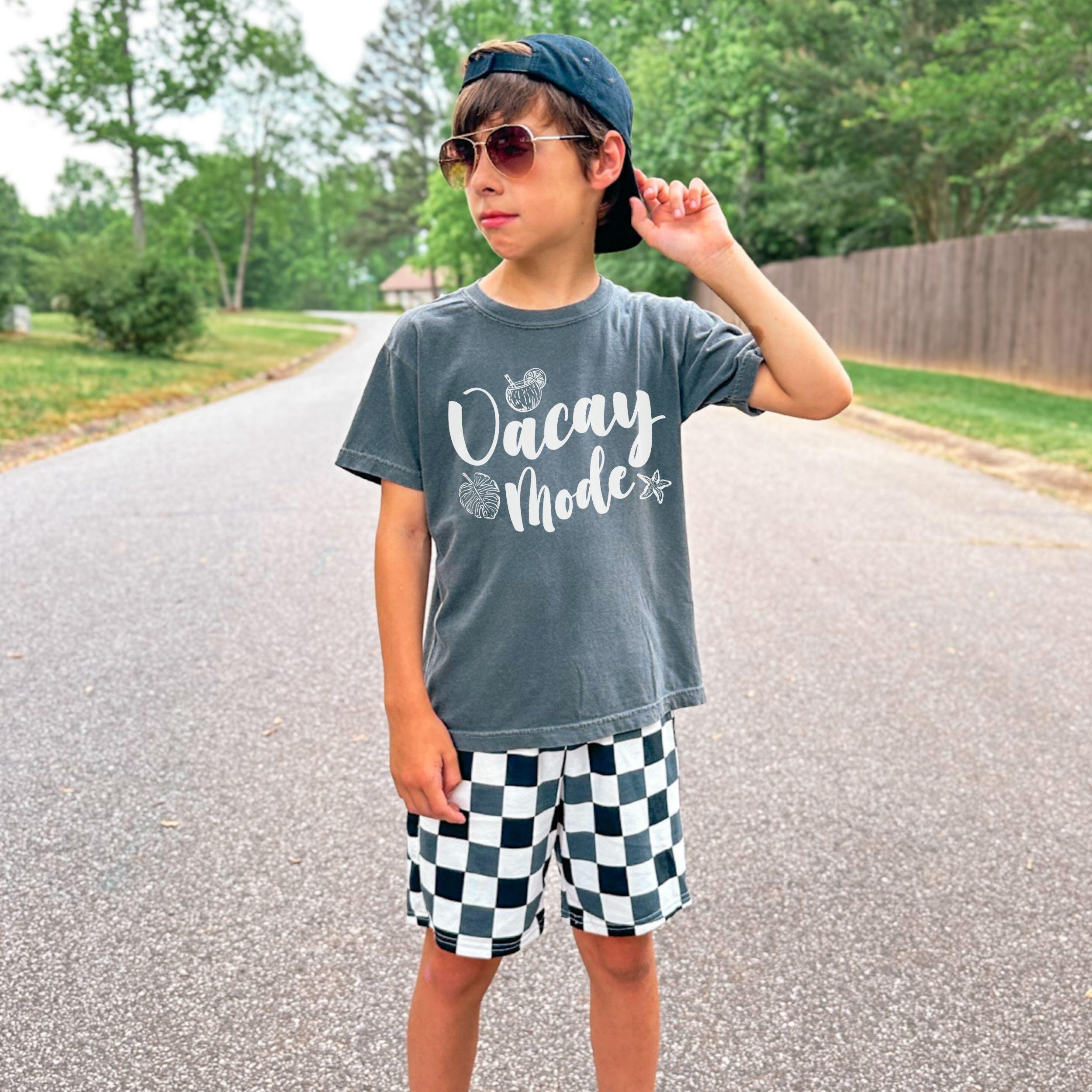 Vacay Mode Shirt, Matching Family Vacation Tshirts, Beachy Tropical Doodle Comfort Colors® Group Trip Spring Break Summer Unisex Oversize