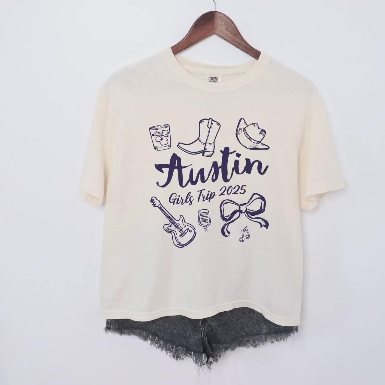 Austin Girls Trip Shirts Coquette Bow Cropped Comfort Colors® Girls Weekend Southern Travel Texas Matching Group Tee Vacation Tshirt