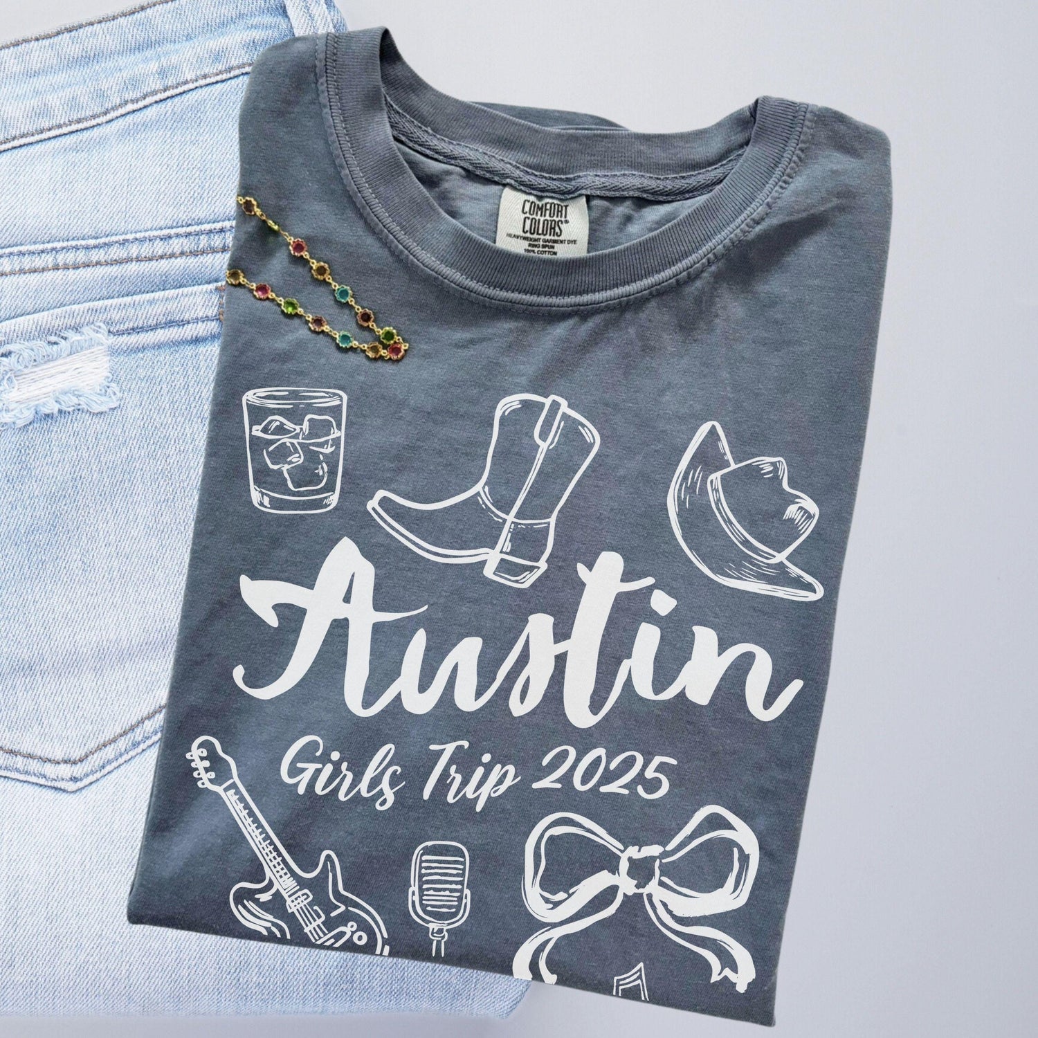 Austin Girls Trip Shirts, Coquette Bow Comfort Colors® Girls Weekend Tee Texas Travel Doodle TShirt Matching Live Music Group Vacation